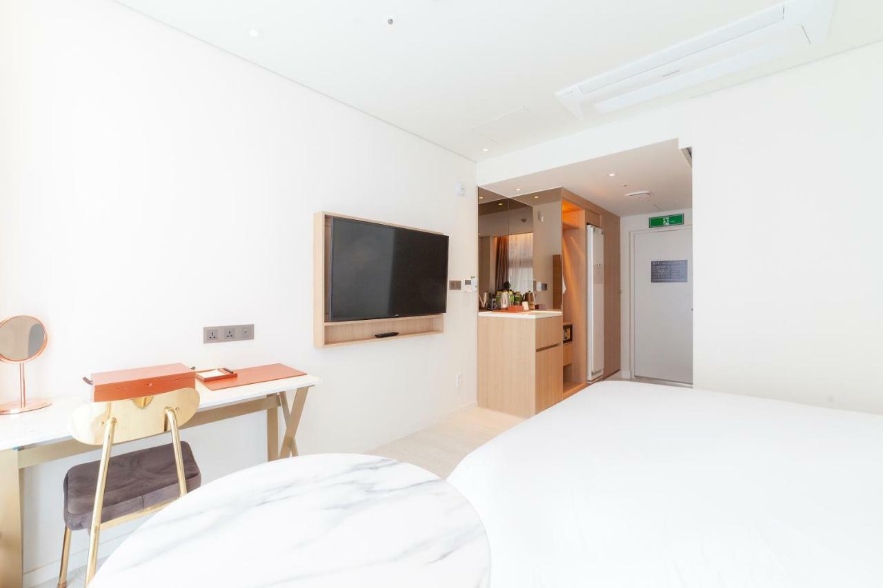 Ocean 2Heaven Hotel Busan Bagian luar foto