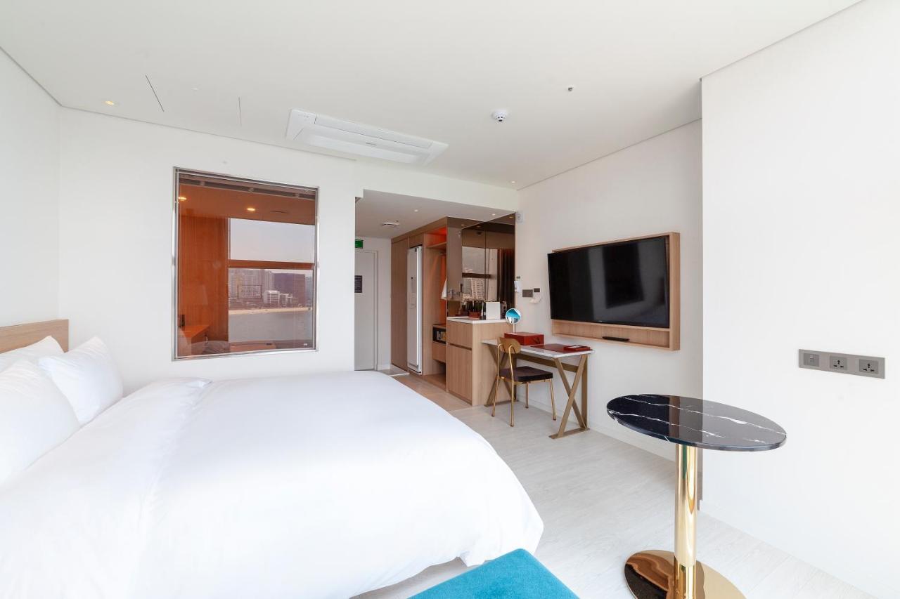 Ocean 2Heaven Hotel Busan Bagian luar foto